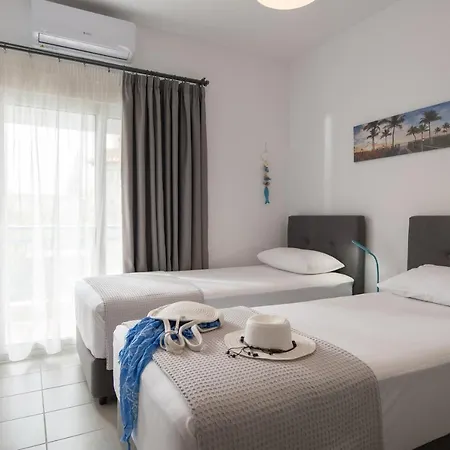 Alpha Apartment *