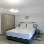 Alpha Τορώνη